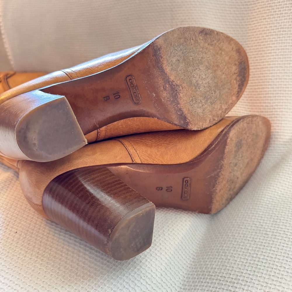 Coach Tan Leather Heeled Boots, sz 10 - Picture 2 of 9